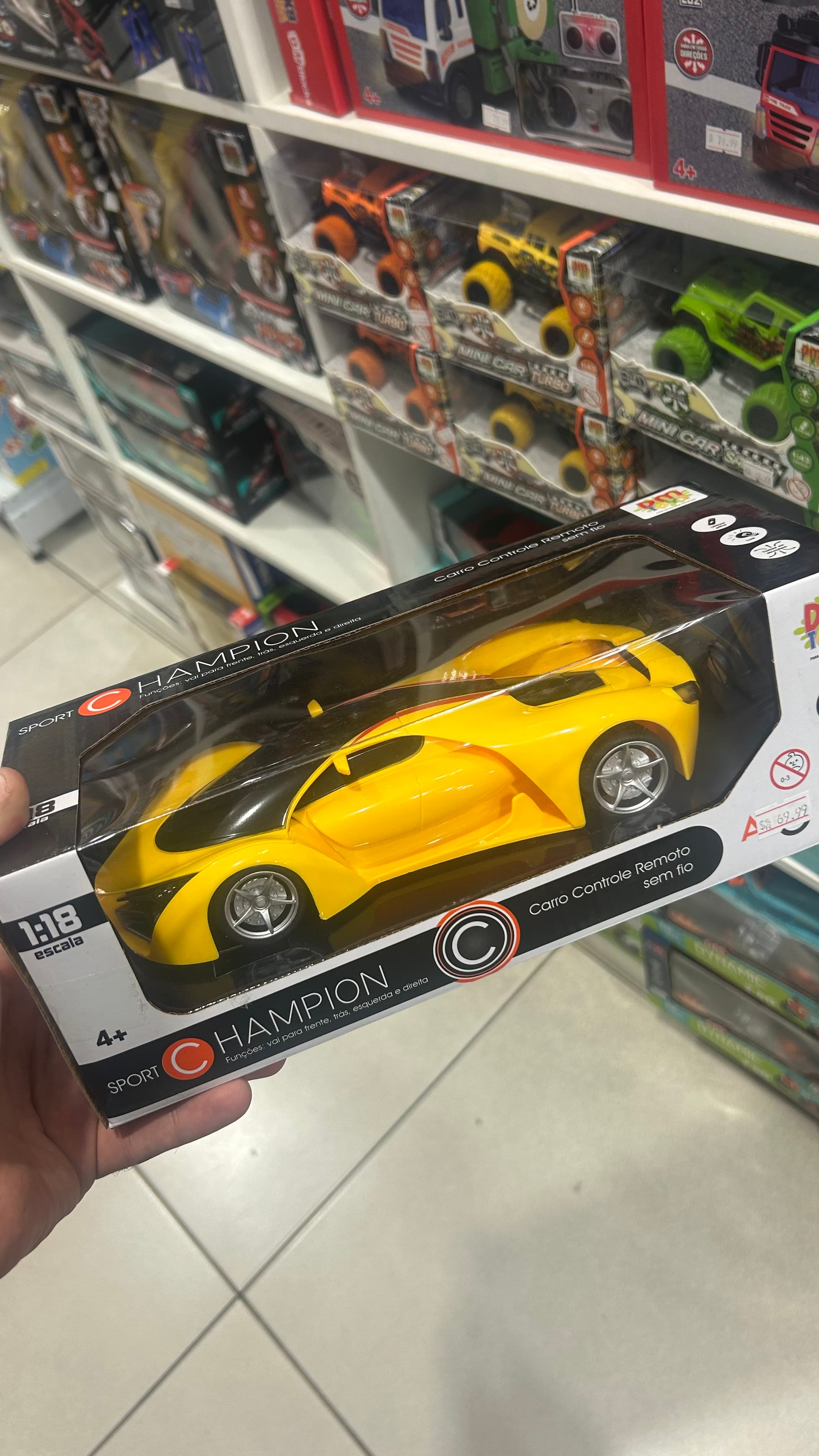 Carro Controle Remoto Sport Champion Amarelo 1:18