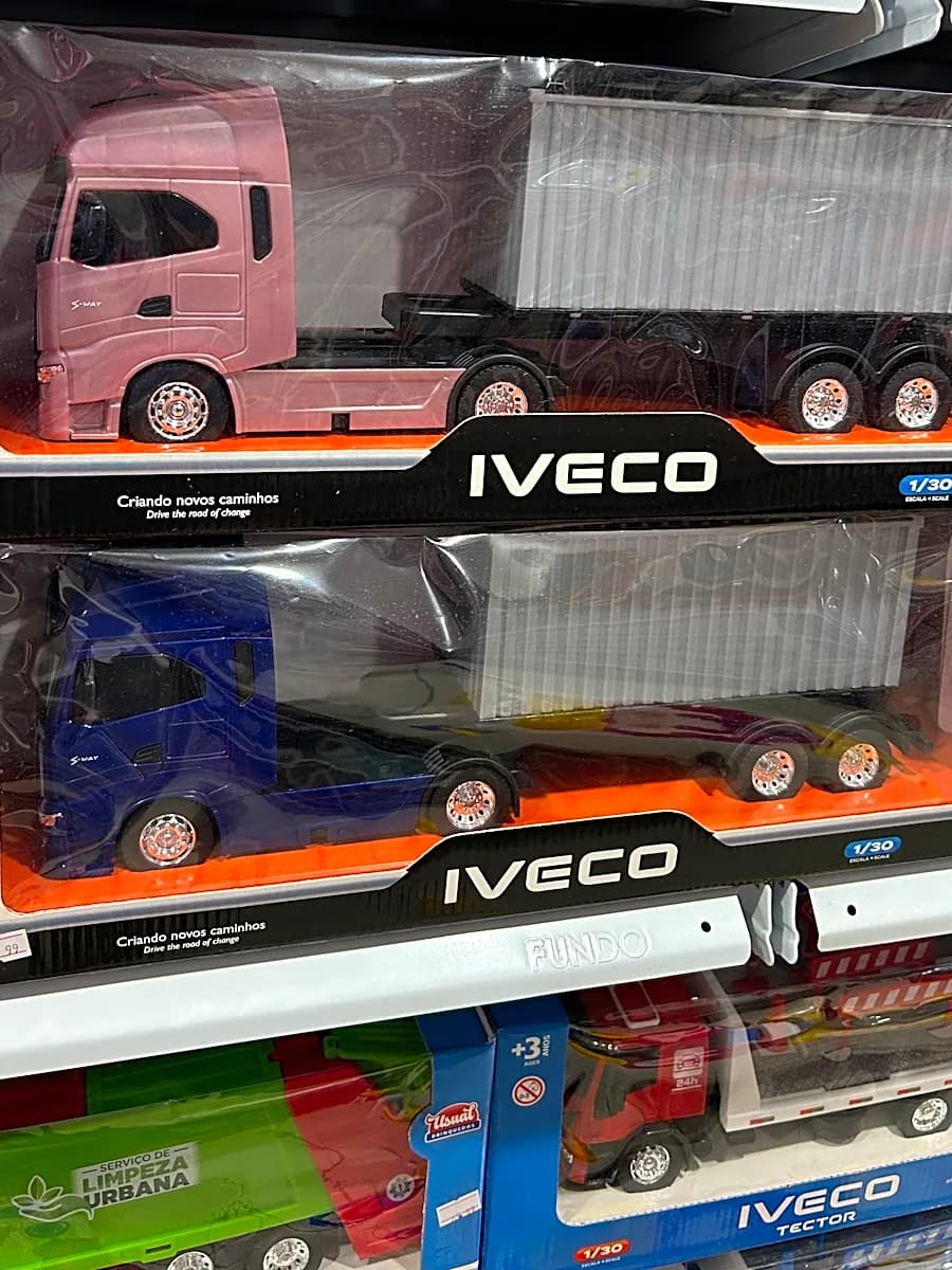 Caminhão Iveco