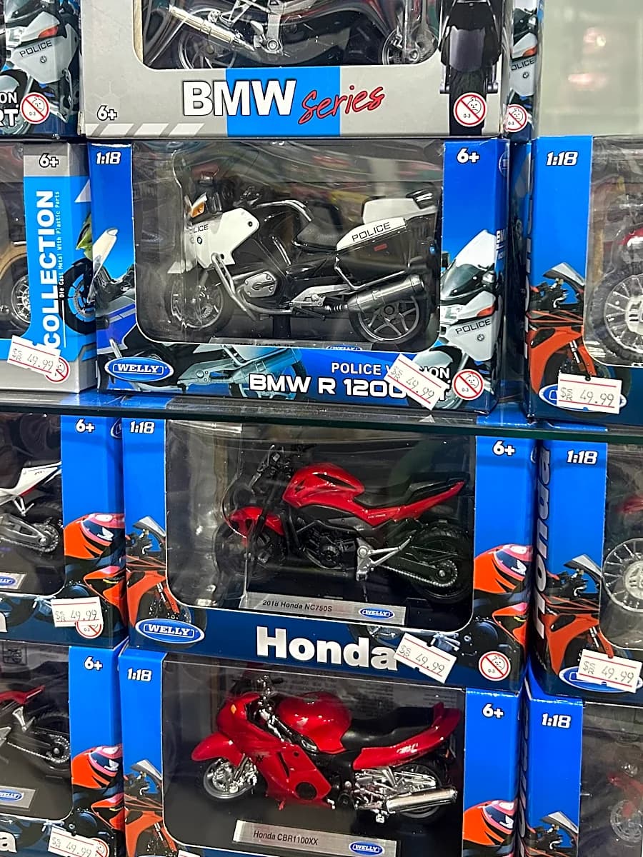 Miniaturas de Motos Welly 1:18