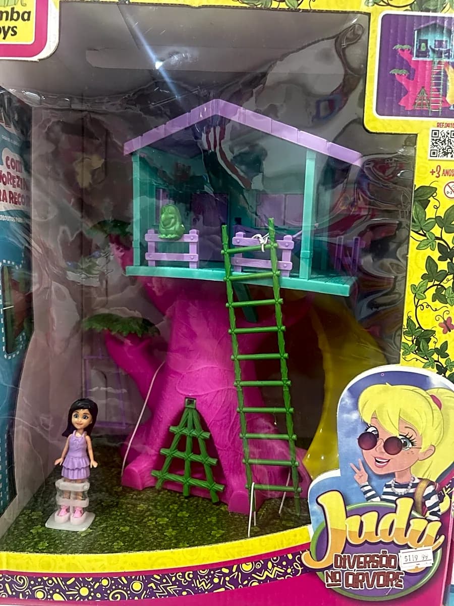 Judy Diversão na Árvore Casa na Árvore com Boneca Samba Toys