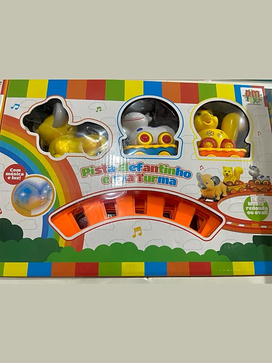 Pista Elefantinho e sua Turma com Música e Luz DM Toys